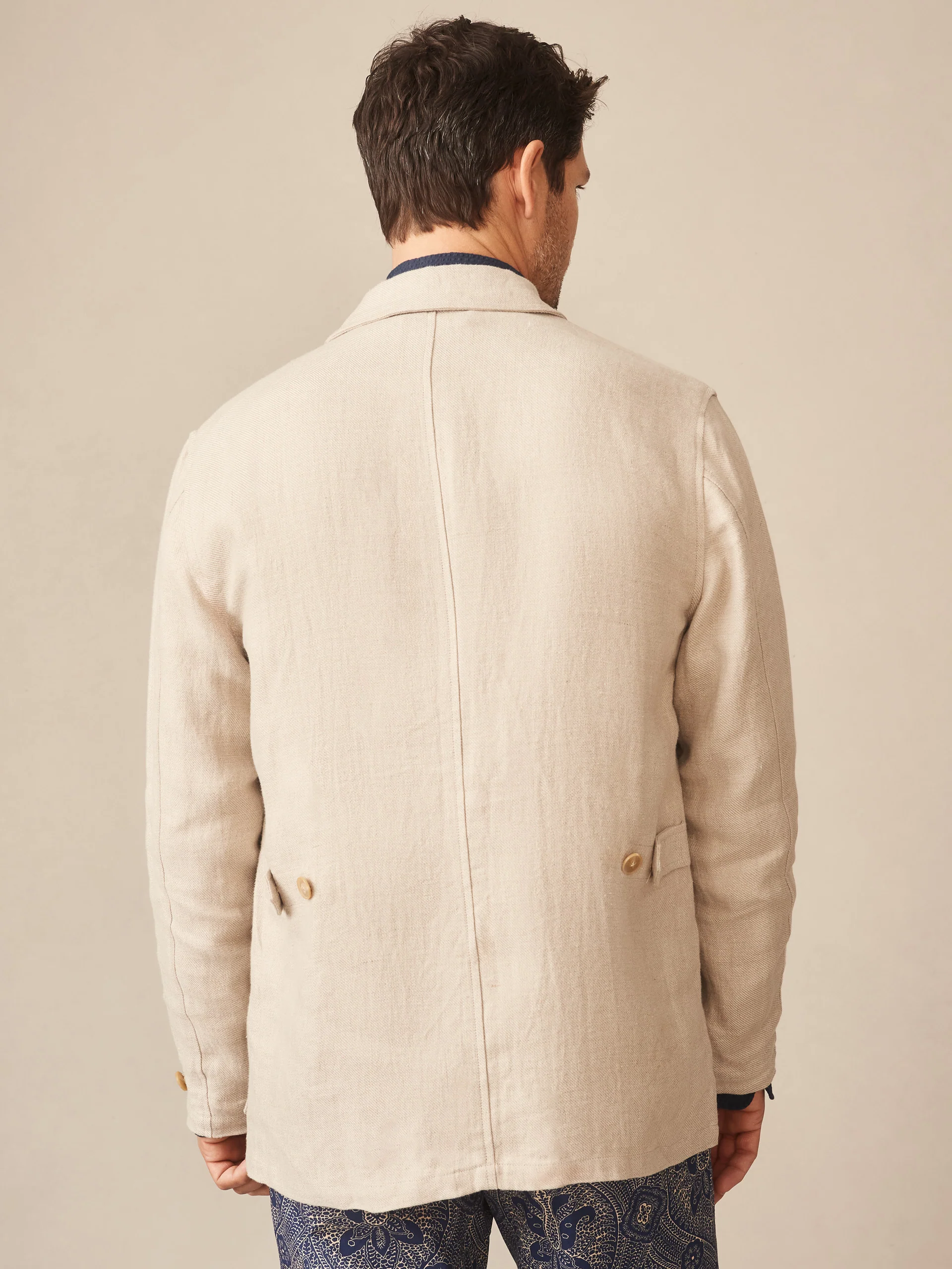 Aston Linen Safari Jacket in Herringbone - Image 4