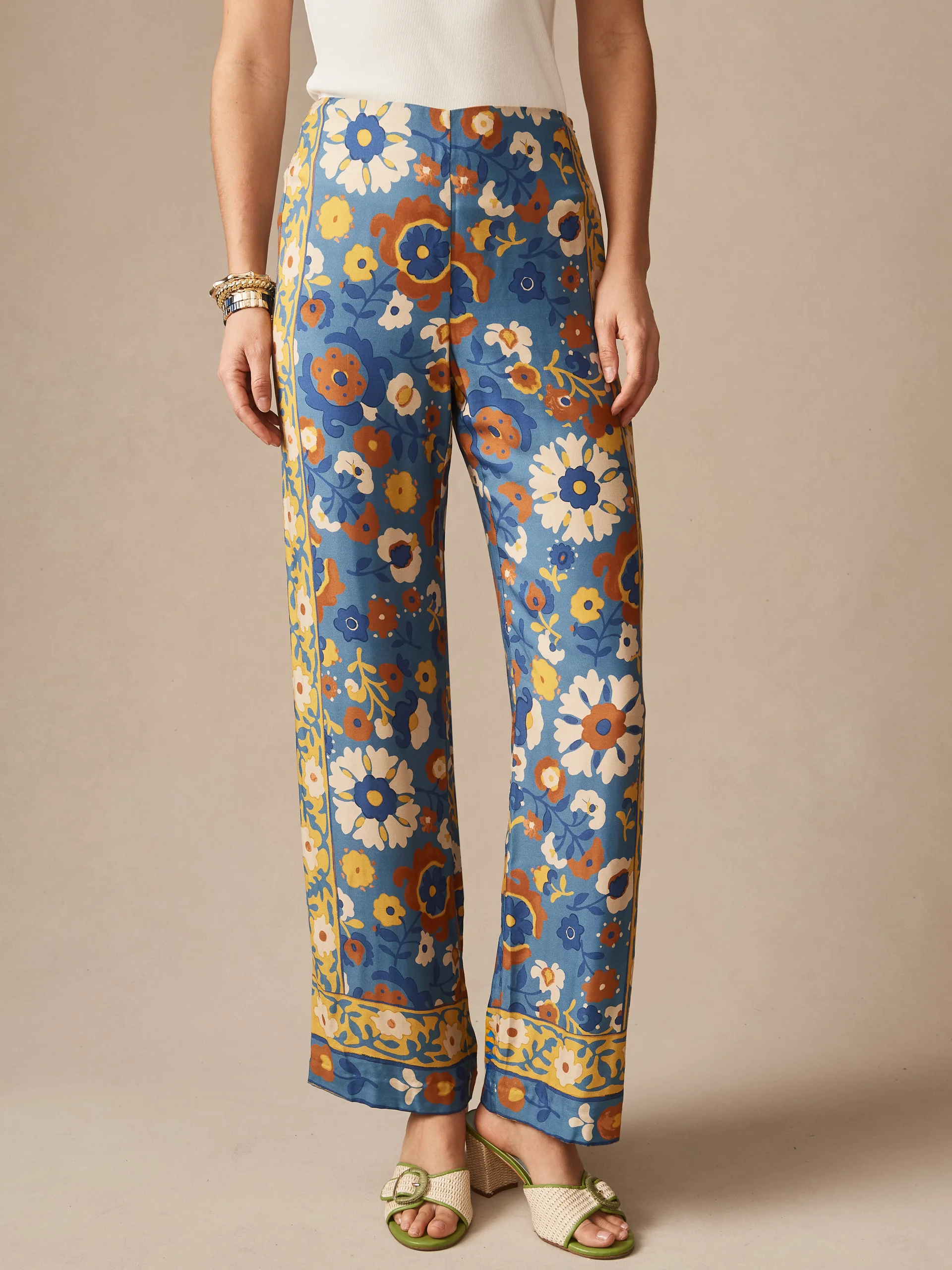 Carter Silk Blend Pants in Floral Daydream Edge - Image 3