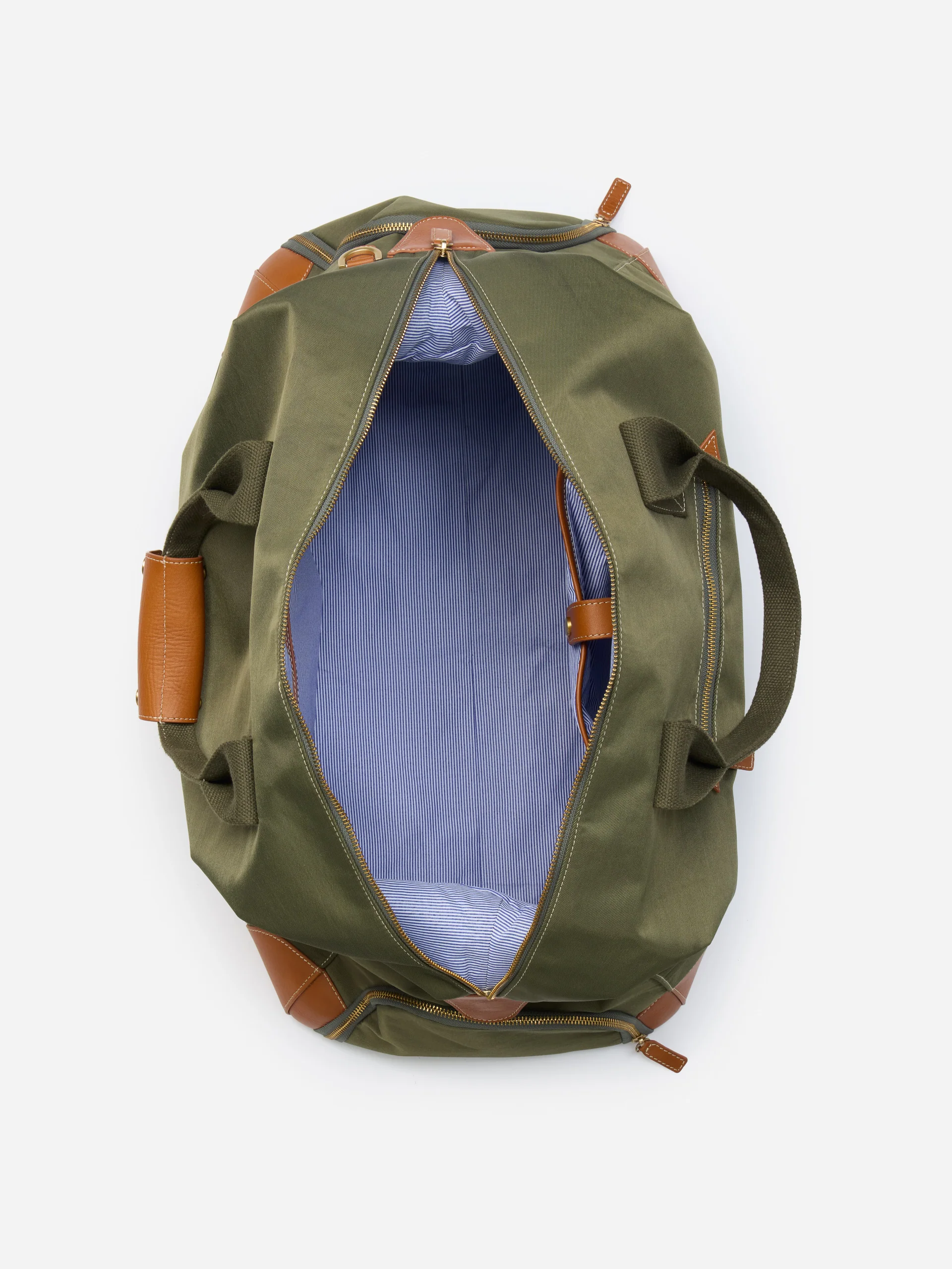 Stanley Weekender Bag - Image 3