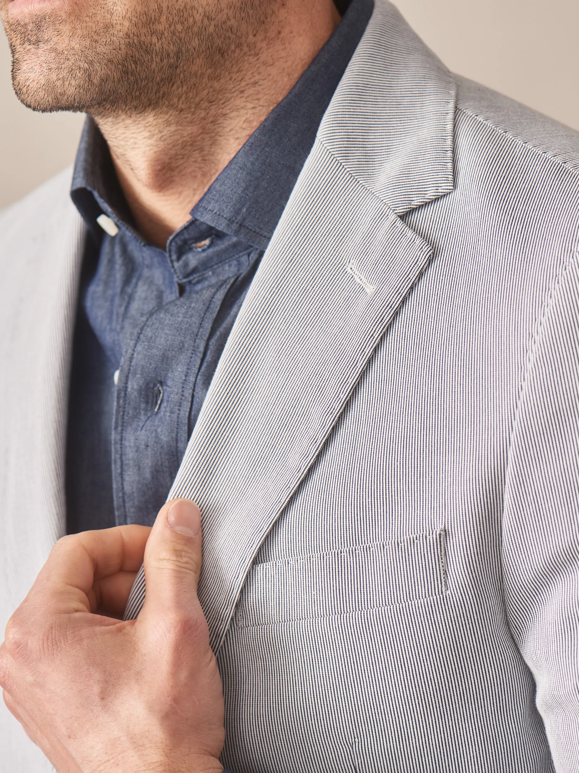 Suffolk Sport Coat in Fineline - Image 3