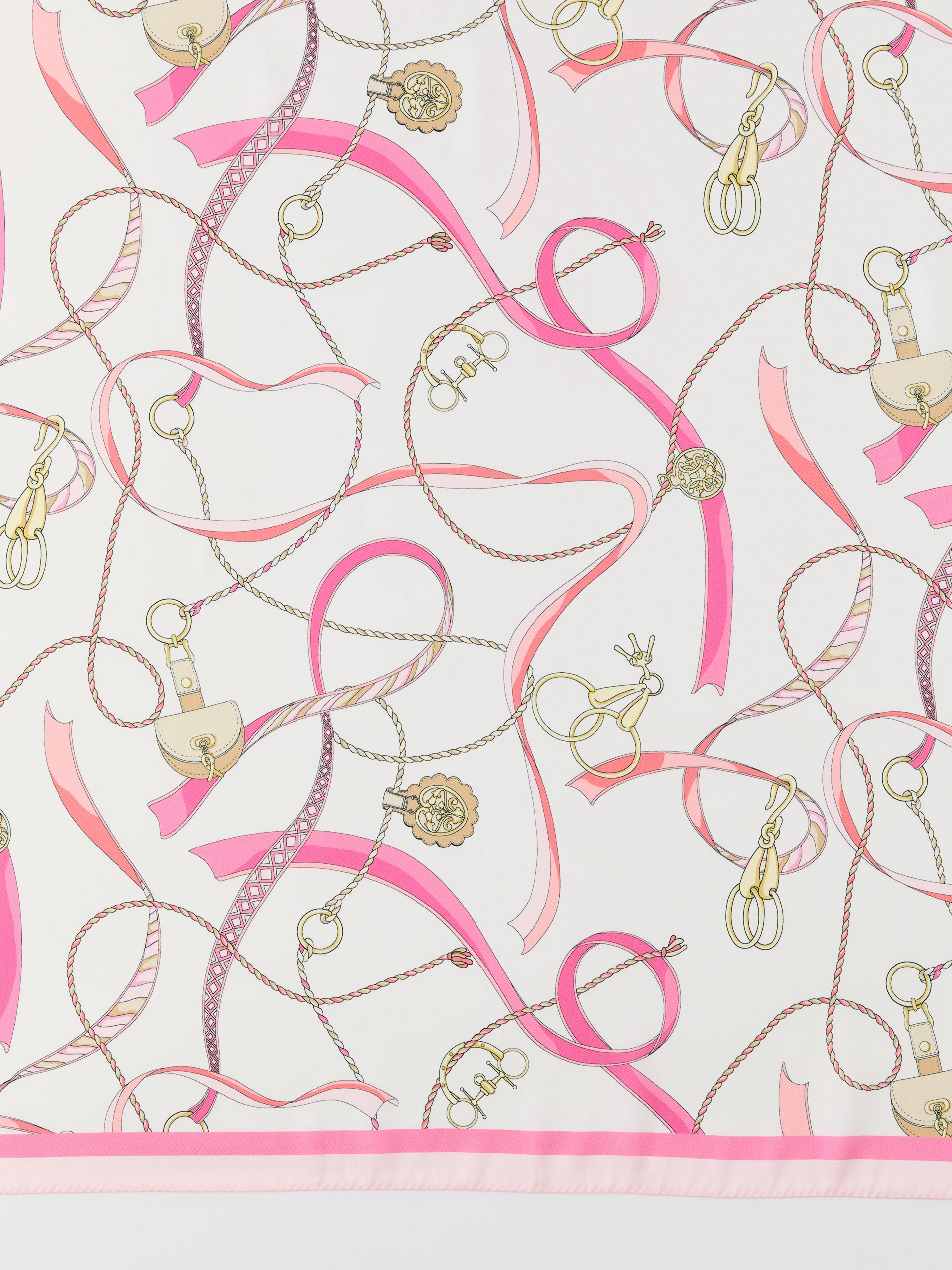 The Magic Scarf in Neo Sinclair Border - Image 3